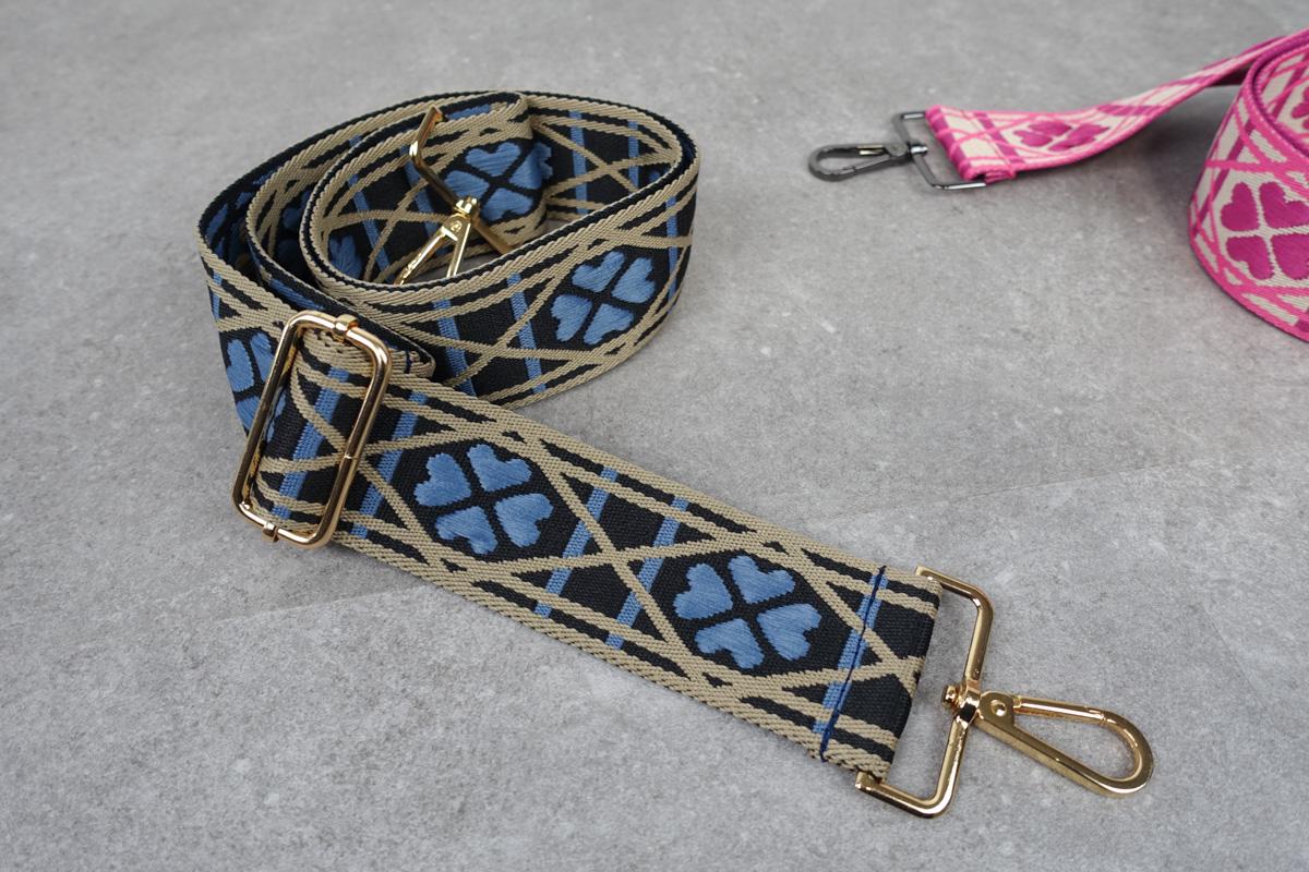 Breiter Taschengurt Glücksklee Dunkelblau | Taschenriemen Mit Karabiner Breiter Taschengurt Glücksklee Dunkelblau | Taschenriemen Mit Karabiner von GarageSixtysix