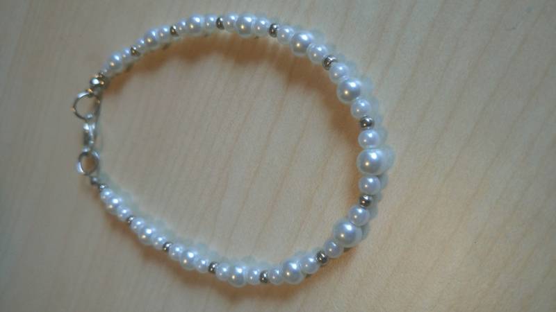 Brautschmuck Brautarmband Armschmuck Perlenarmband Weiß Silber Für Die Braut Geschenk Hochzeit von GaramondKreation