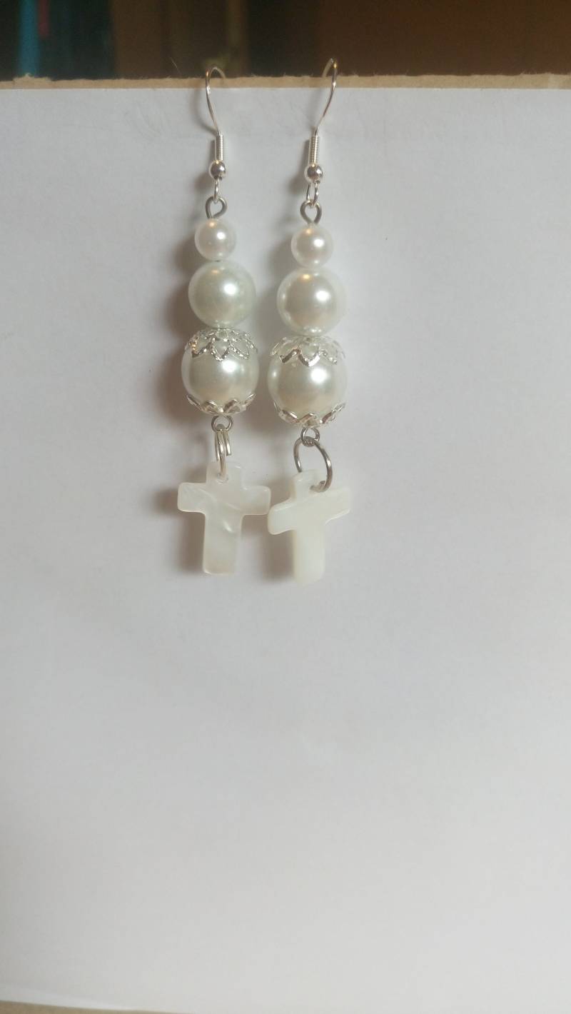 Brautschmuck Brautohrringe Ohrhänger 925Er Silber Weiß Perlmutt Kreuz Damen Geschenk Verlobte Freundin Braut von GaramondKreation