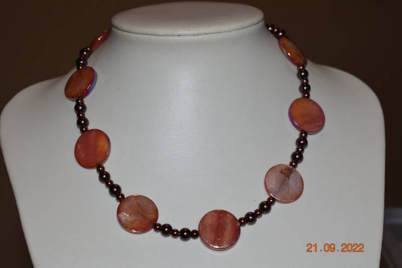 Kette Collier Braun Perlmutt Glaswachsperlen 42cm Geschenk Frau Freundin Verlobte Mutter Braut Brautjungfer von GaramondKreation