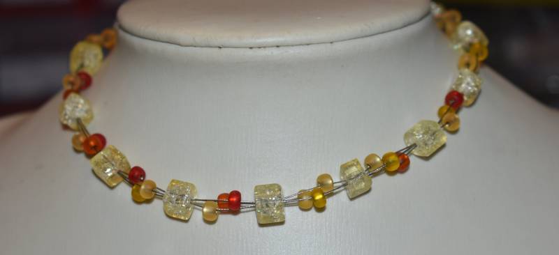 Kette Halskette Collier Würfelkette Cube Würfel Gelb Orange Rot Geschenk Frau Freundin Verlobte Schwester Mama von GaramondKreation