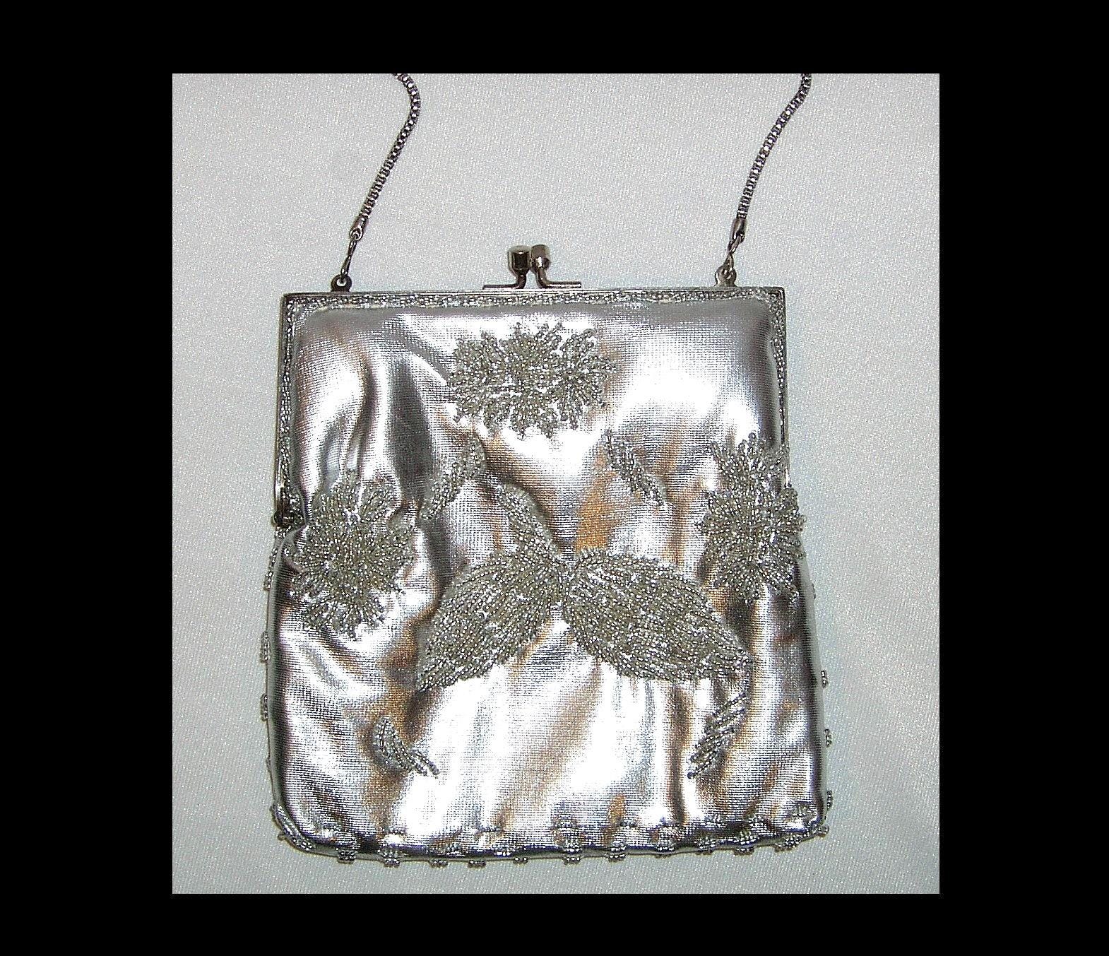 Vintage Perlentasche ~ 50Er 60Er Jahre Tasche Artel Made in Hong Kong Vintage Perlentasche ~ 50Er 60Er Jahre Tasche Artel Made in Hong Kong von Garbostreasures