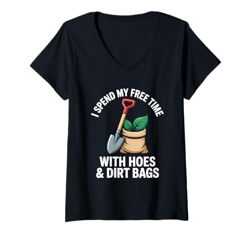 Damen Ich verbringe Meine Freizeit mit Hacken und Drecksäcken, Gartenspaß T-Shirt mit V-Ausschnitt Damen Ich verbringe Meine Freizeit mit Hacken und Drecksäcken, Gartenspaß T-Shirt mit V-Ausschnitt von Garden Fun with Tools and Plants Enthusiasts