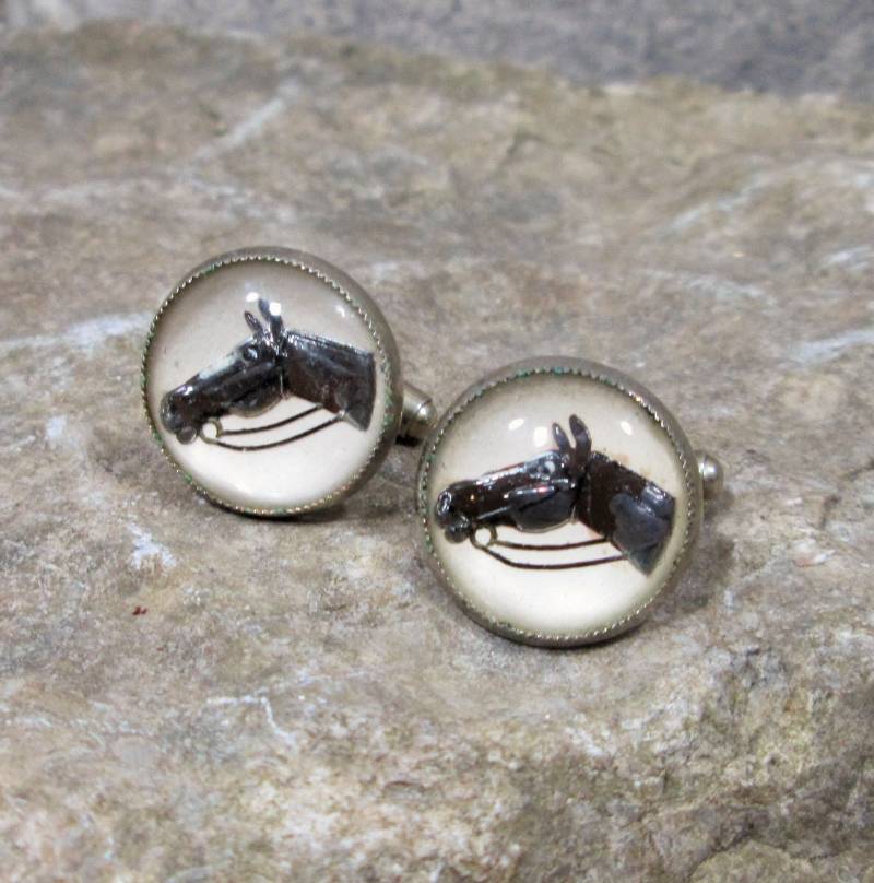 Jahrgang Rückseite Geschnitzt Crystal Pferd Kopf Manschettenknöpfe von GardenSpring