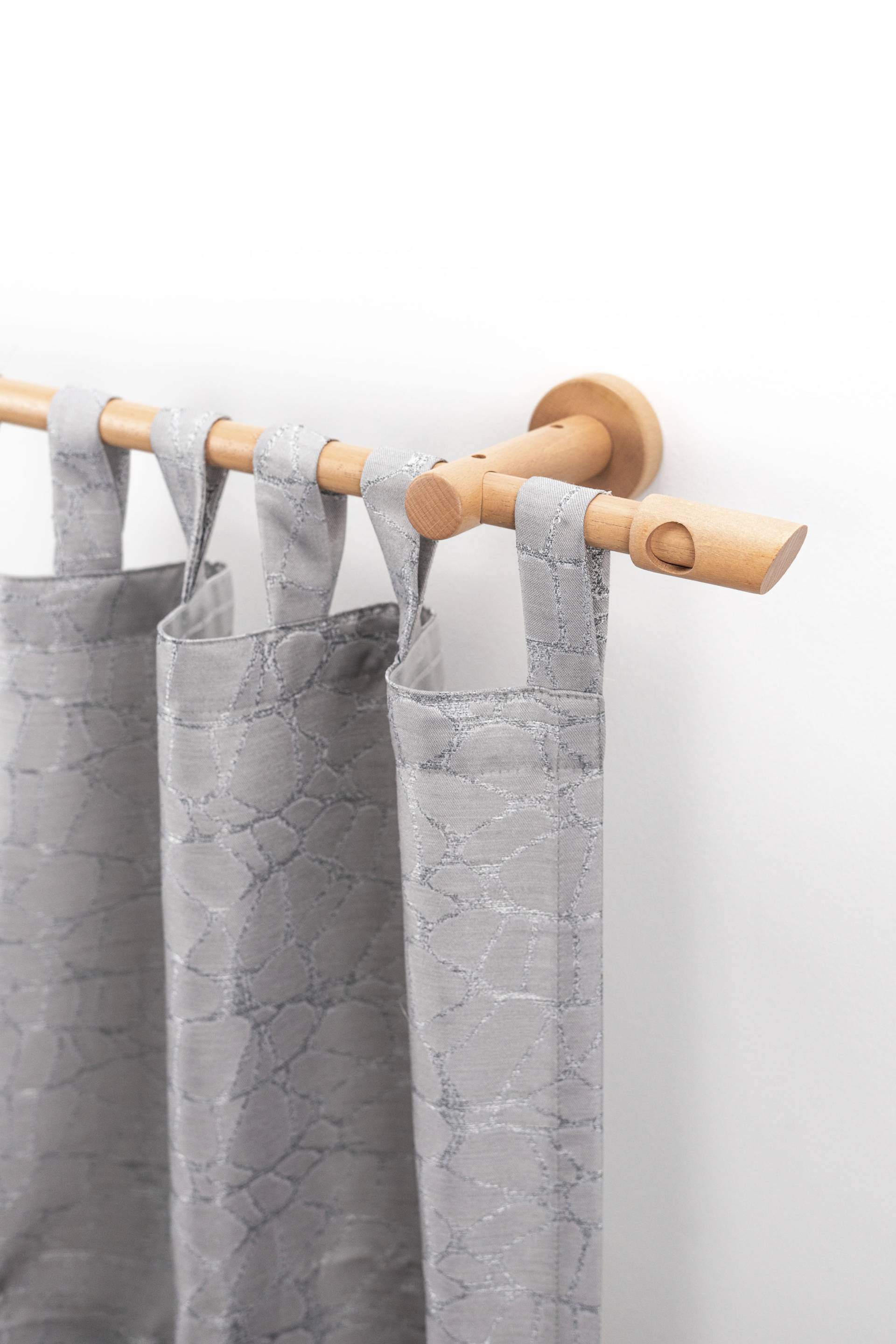 GARESA Gardinenstange "PILA", 1 läufig-läufig, Wunschmaßlänge, Vorhanggarnitur, verlängerbar, Knopf mit Ausschnitt, ohne Ringe GARESA Gardinenstange "PILA", 1 läufig-läufig, Wunschmaßlänge, Vorhanggarnitur, verlängerbar, Knopf mit Ausschnitt, ohne Ringe von Garesa