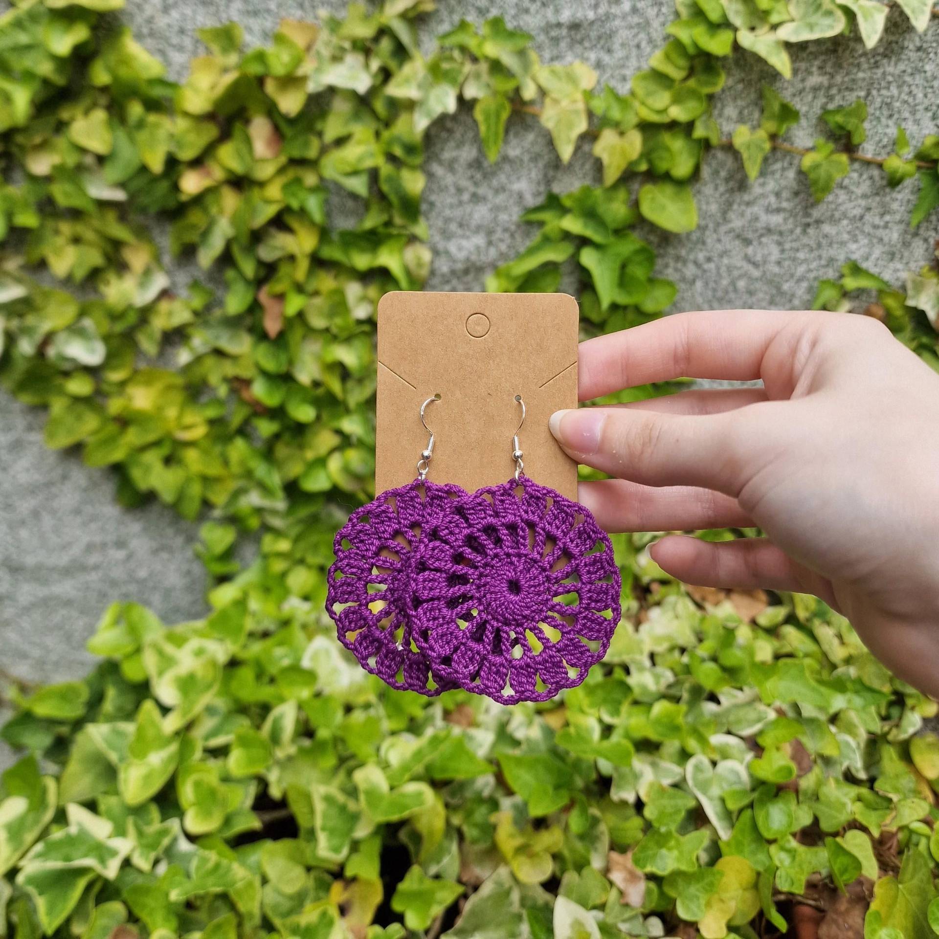 Handmade, Lila Ohrringe, Hängend Handmade, Lila Ohrringe, Hängend von GarnUndHerzDE