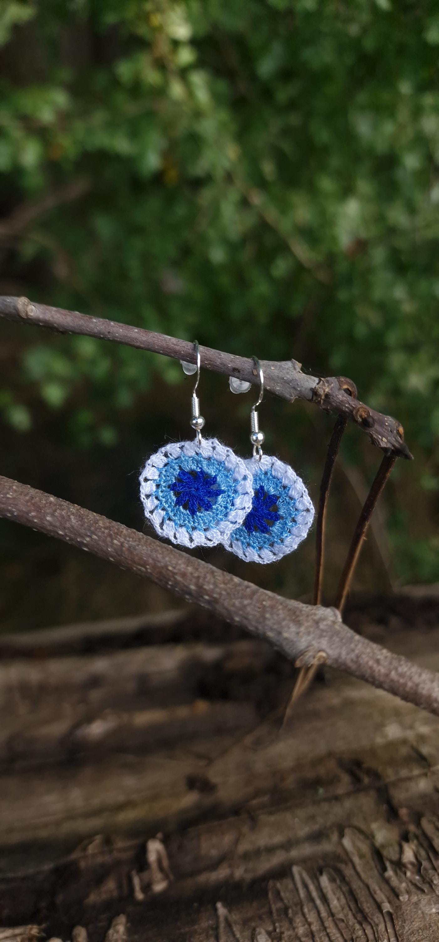Ohrringe, Drop, Blau, Weiß, Handmade, Gehäkelt Ohrringe, Drop, Blau, Weiß, Handmade, Gehäkelt von GarnUndHerzDE