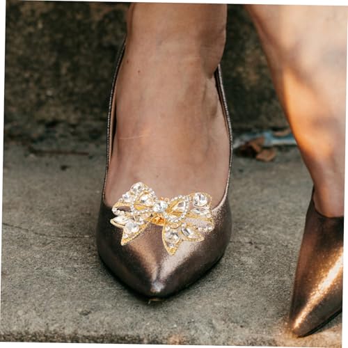 Garneck Abnehmbare Strass Schleifen Schuhclips Elegante Schuhschmuck Dekoration für Damen Brautschuhe Vielseitige Hochzeit Party Accessoires Einfach zu Befestigen und Wiederverwendbar Garneck Abnehmbare Strass Schleifen Schuhclips Elegante Schuhschmuck Dekoration für Damen Brautschuhe Vielseitige Hochzeit Party Accessoires Einfach zu Befestigen und Wiederverwendbar von Garneck