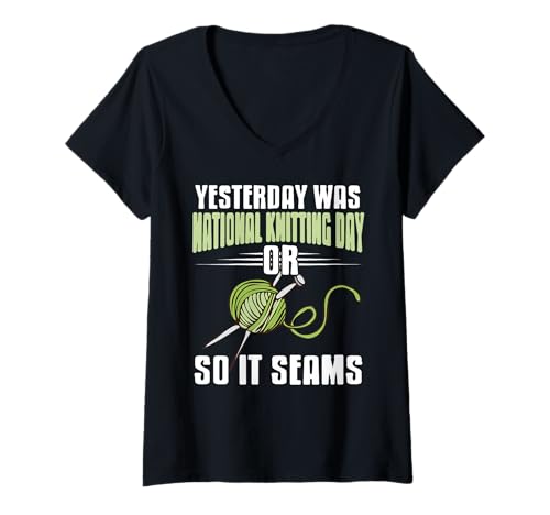 Damen Nationaler Stricktag Lustiger Wortwitz Garnfans T-Shirt mit V-Ausschnitt Damen Nationaler Stricktag Lustiger Wortwitz Garnfans T-Shirt mit V-Ausschnitt von Garnfans mit Humor und Punschrift