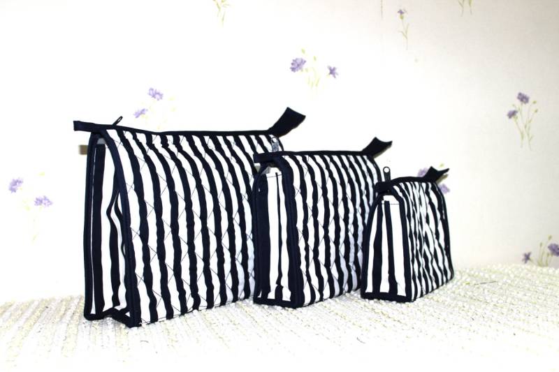 Set Von 3 Stück Baumwoll Kosmetik-/ Make Up-/ Personalisierte Reisetaschen - B 05 von GaroonBags