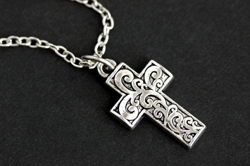 Christliche Kreuz Halskette. Brokat Anhänger Silber Christlichen Schmuck. Handgemachte von GatheringCharms