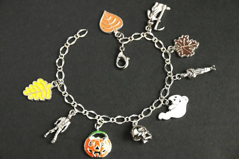 Herbst Armband. Halloween Armband V6. Schmuck. Halloween-Bettelarmband. Silber Schmuck von GatheringCharms