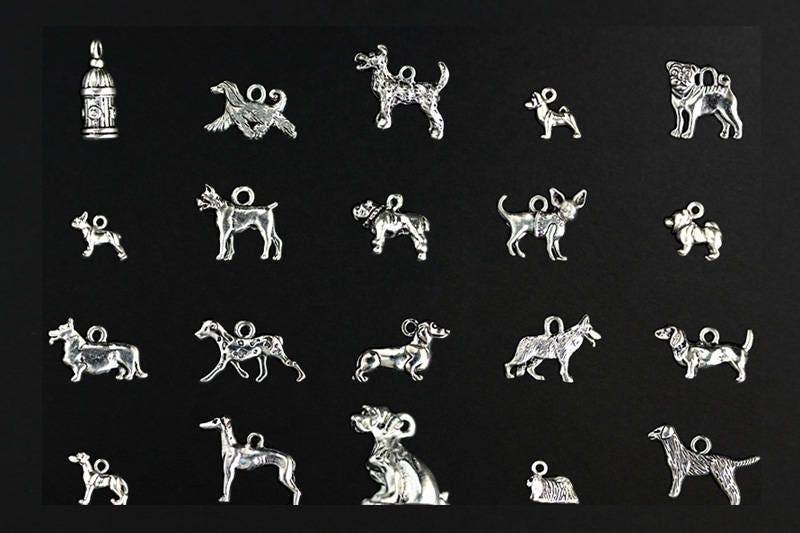 Hunderasse Charms. Hunde Anhänger. 2 Charms Als Zusatz Für Armband Charm Oder Ketten Charm. Christlicher Versilbert von GatheringCharms