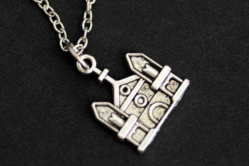 Kirche Halskette. Christliche Charm Silber Christlichen Schmuck. Handgemachte von GatheringCharms