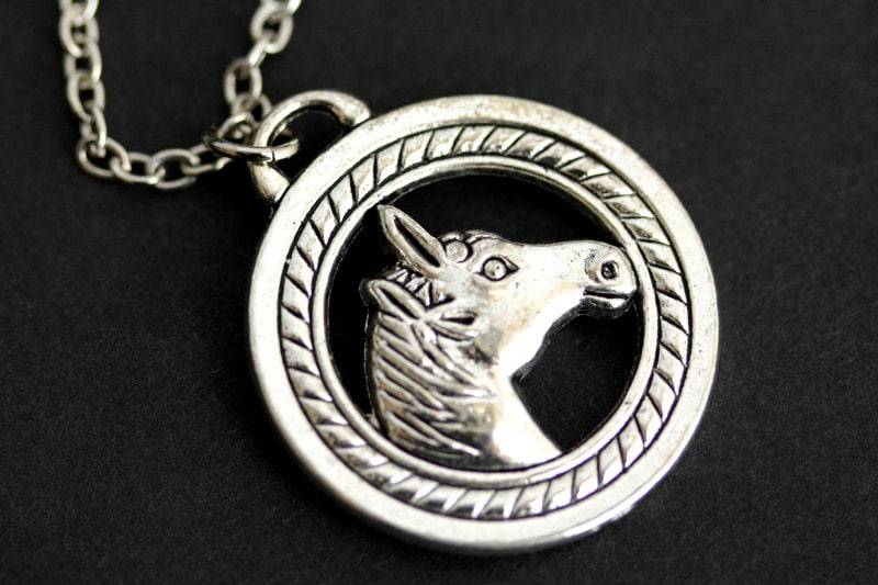 Pferd Halskette. Wendbare Halskette Mit Pferde Anhänger. Pferd-Liebhaber-Halskette. Silber Schmuck. Handgemachte von GatheringCharms