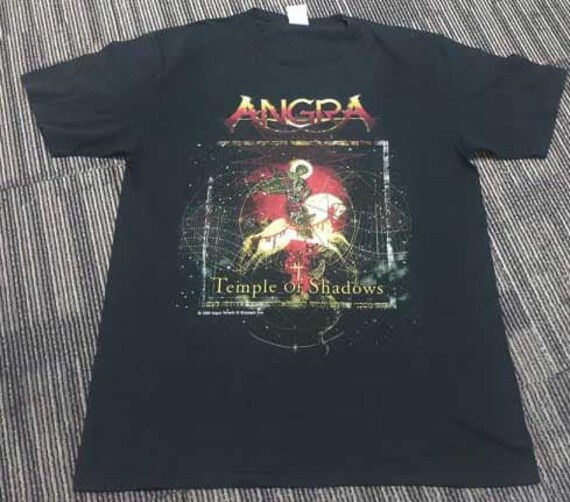 Angra - Temple Of Shadows Tour 2005 Shirt Angra - Temple Of Shadows Tour 2005 Shirt von GatoElhoo