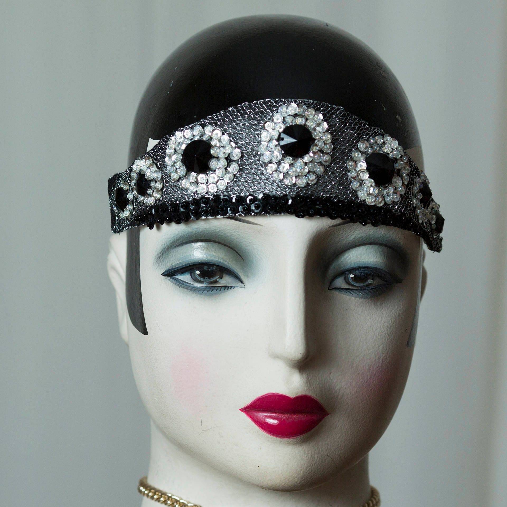20S/20Er Jahre Flapper Stirnband Headpiece Im Great Gatsby Stil, Perfekt Für Ein Charleston Glamour Outfit, Schön Eine Vintage Party 20S/20Er Jahre Flapper Stirnband Headpiece Im Great Gatsby Stil, Perfekt Für Ein Charleston Glamour Outfit, Schön Eine Vintage Party von GatsbyGlamourFashion