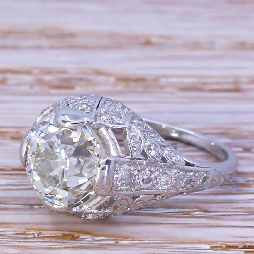 Art Deco 2.81 Karat Altschliff Diamant Ring, Circa 1920 Art Deco 2.81 Karat Altschliff Diamant Ring, Circa 1920 von GatsbyJewels
