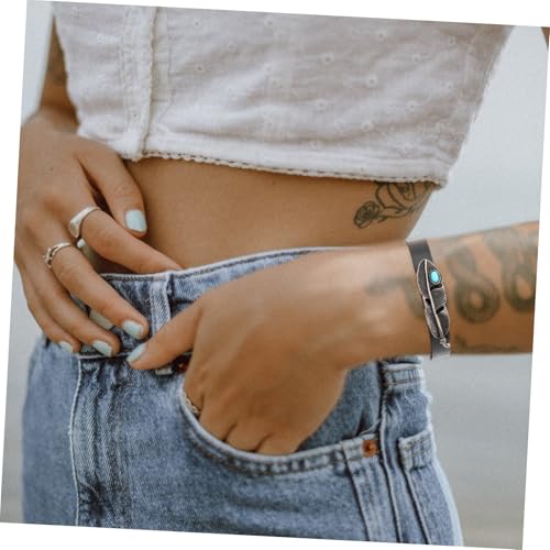 Gatuida Retro Lederarmband Unisex Verstellbar Vintage Türkis Federmotiv Armband für Cooles Modisches Accessoire Robust Langlebig Stylisch von Gatuida