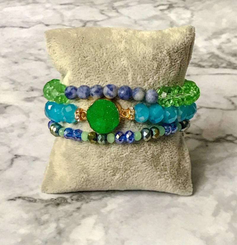 Blau Und Grün Druzy Frauen Edelstein Perlen Armband Stapel Blau Und Grün Druzy Frauen Edelstein Perlen Armband Stapel von GaudiDazzles