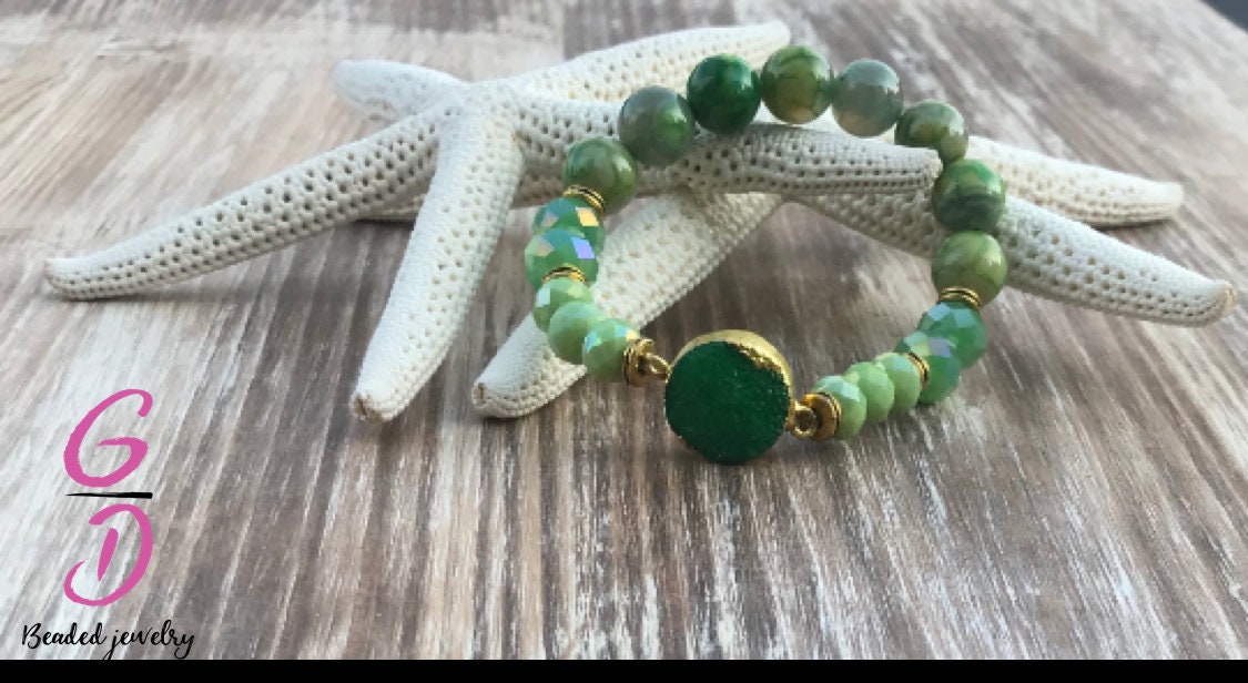 Boho Armband, Druzy Perlen Stretch-Armband, Stapelbare Geschenk Für Sie, Armband Frau, Achat Boho Armband, Druzy Perlen Stretch-Armband, Stapelbare Geschenk Für Sie, Armband Frau, Achat von GaudiDazzles