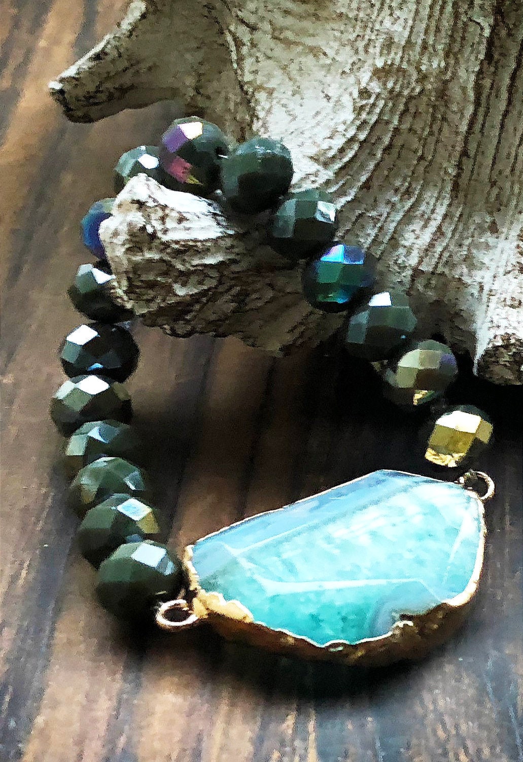 Grüne Perlen Armband Mit Grünen Jaspis Stein Grüne Perlen Armband Mit Grünen Jaspis Stein von GaudiDazzles