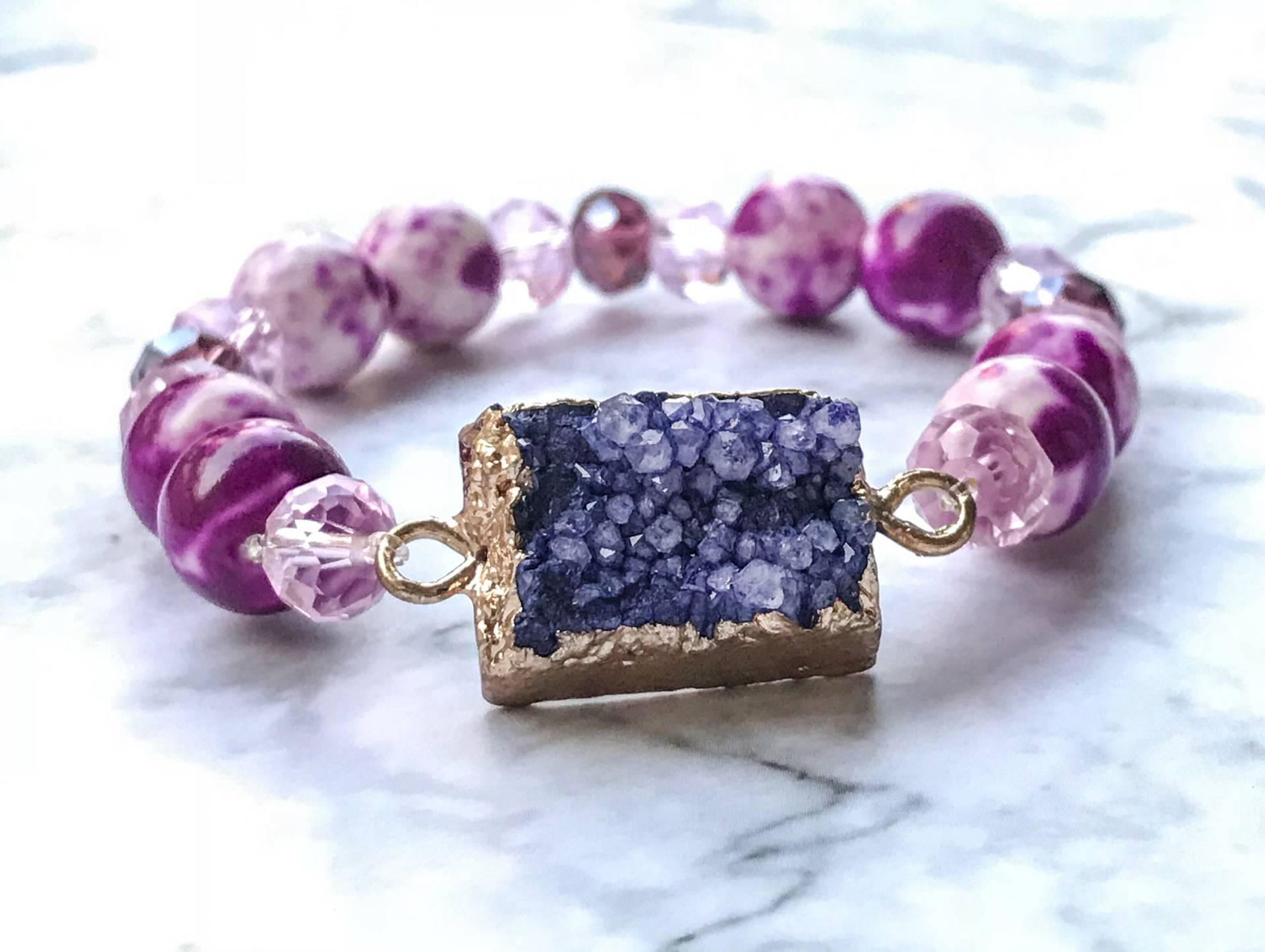 Lila Druzy Armband, Handgemachte Edelstein Perlen Armband Für Frau, Stretch Boho Lila Druzy Armband, Handgemachte Edelstein Perlen Armband Für Frau, Stretch Boho von GaudiDazzles