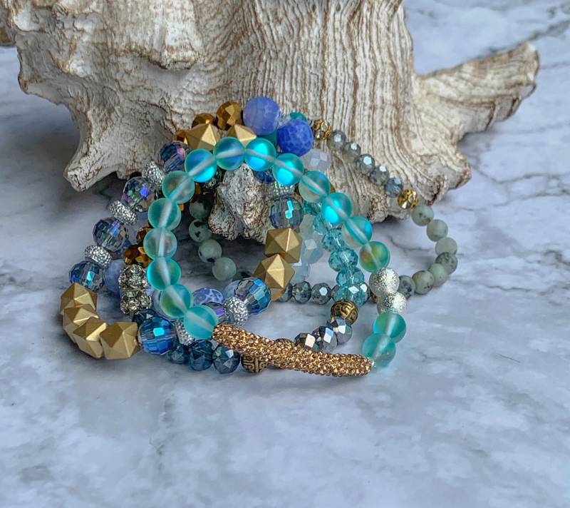 Zwei-Ton Blau Damen Stretch Armband Stapel, Silber Gold Strass Armbänder, Set Von 5 von GaudiDazzles