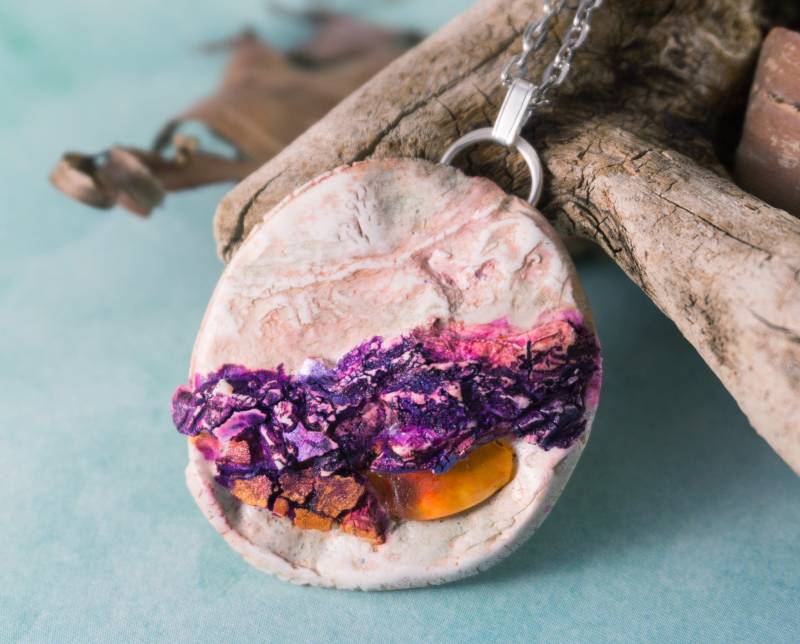 Helle Meer Glas Halskette Orange Pink Helle Meer Glas Halskette Orange Pink von GayleBirdDesigns