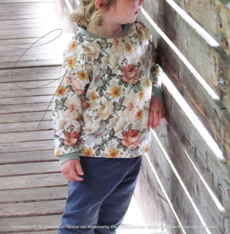 Rundhals Pullover Blumen Farbe Ärmel Wählbar Handmade Sweat Mädchen Kinder Blume Blümchen Hoodie Pulli Hoody Bunt Unikat Shirt Sweatshirt von Geborgenaeht