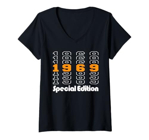 Damen Baujahr 1969 Geburtstag Geboren 1969 Jahrgang 1969 T-Shirt mit V-Ausschnitt Damen Baujahr 1969 Geburtstag Geboren 1969 Jahrgang 1969 T-Shirt mit V-Ausschnitt von Geburtstag 1969 Damen Jahrgang 1969 Herren