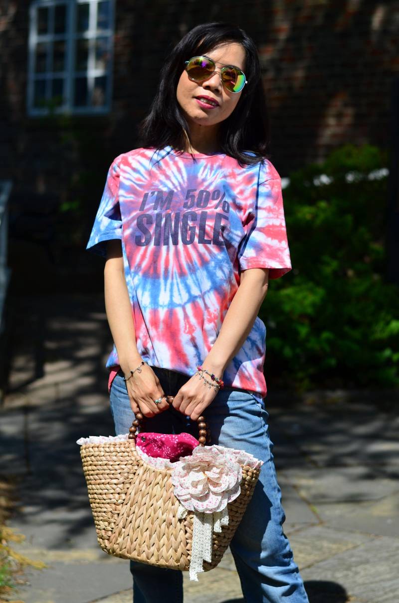 50 % Single Tie Dye Slogan T-Shirt - Blau Und Rot Spirale Krawatte-Dye Lustige T-Shirt Größe Groß 50 % Single Tie Dye Slogan T-Shirt - Blau Und Rot Spirale Krawatte-Dye Lustige T-Shirt Größe Groß von GeckoShibori