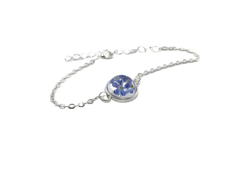 Gedankenwunder Manufaktur Armband Armband Vergissmeinnicht in silber weißer Hintergrund Gedankenwunder Manufaktur Armband Armband Vergissmeinnicht in silber weißer Hintergrund von Gedankenwunder Manufaktur