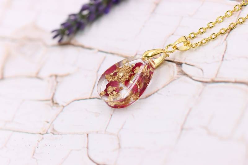 Anhänger "Rosengold" Einzigartiger, Ausdrucksvoller Harz Schmuck Gold Halskette Kette von Gedankenwunder