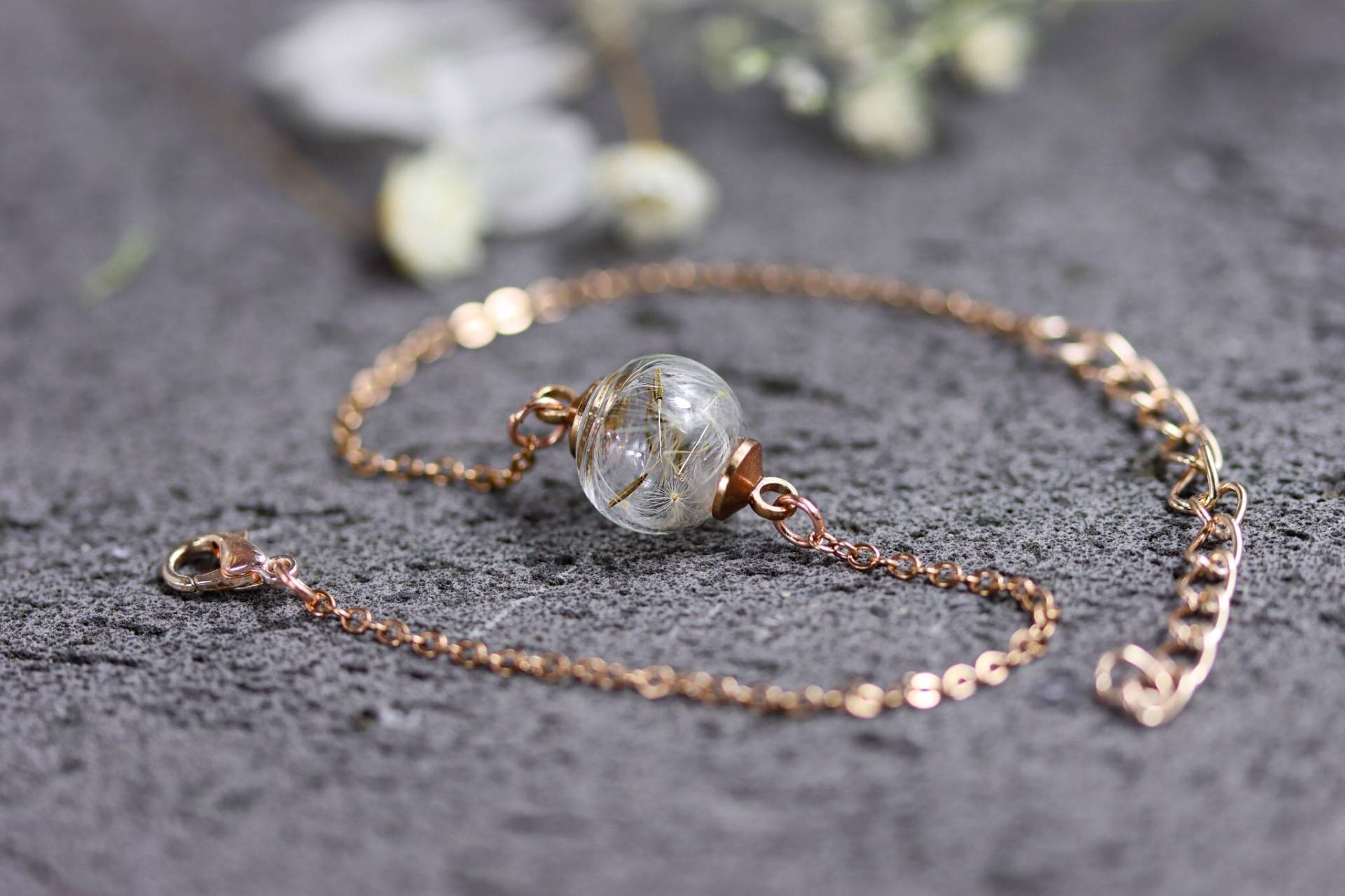 Armband "Pusteblume" Kugel Anhänger Glas in Roségold von Gedankenwunder