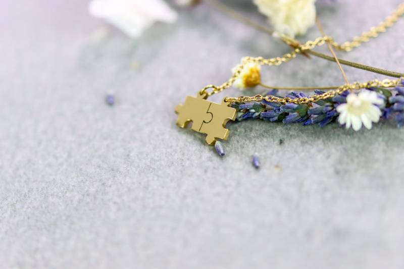 Puzzlestück Unzertrennlicher Anhänger in Gold von Gedankenwunder