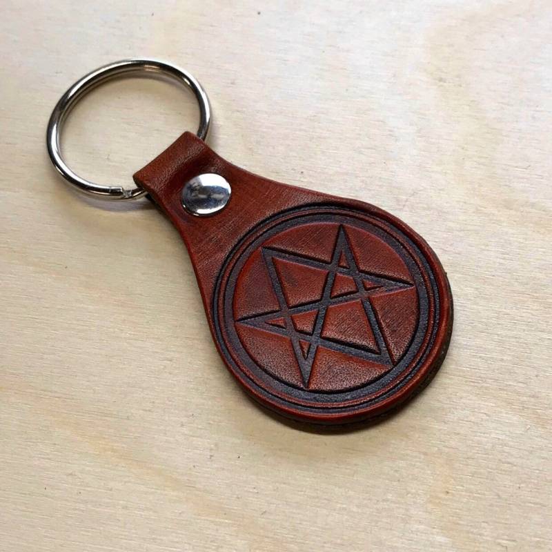 Supernatural Men Of Letters Schlüsselanhänger von GeekPinsUnlimited