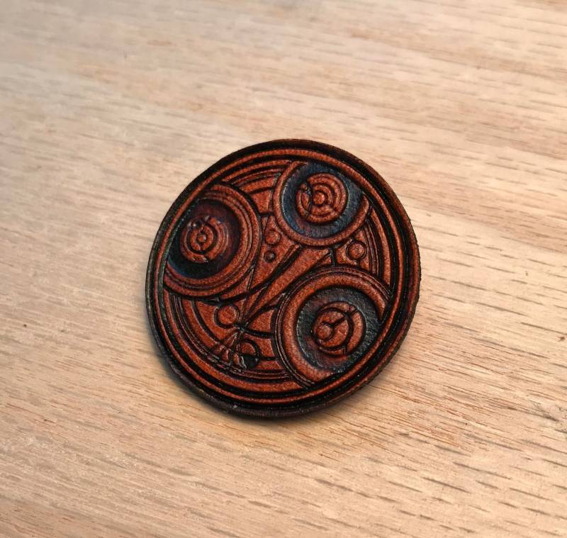 Time Lord Pin Time Lord Pin von GeekPinsUnlimited