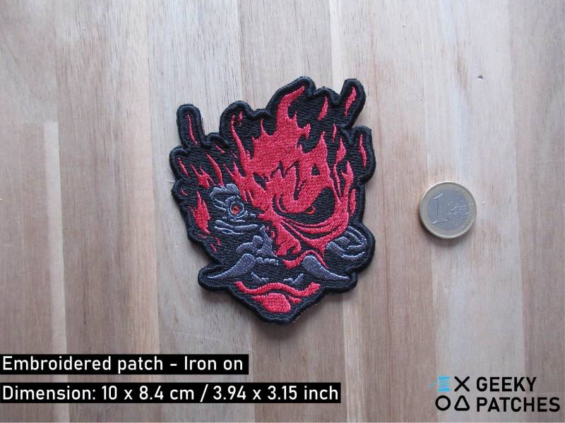 Kleiner Cyber Démon Samouraï von GeekyPatches