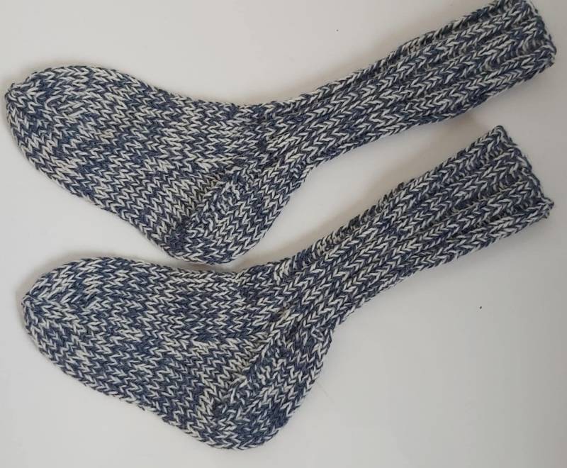 stricksocken Wollsocken Handgestrickt Für Kinder Größe 26/27 Socken von GefjonsDesign