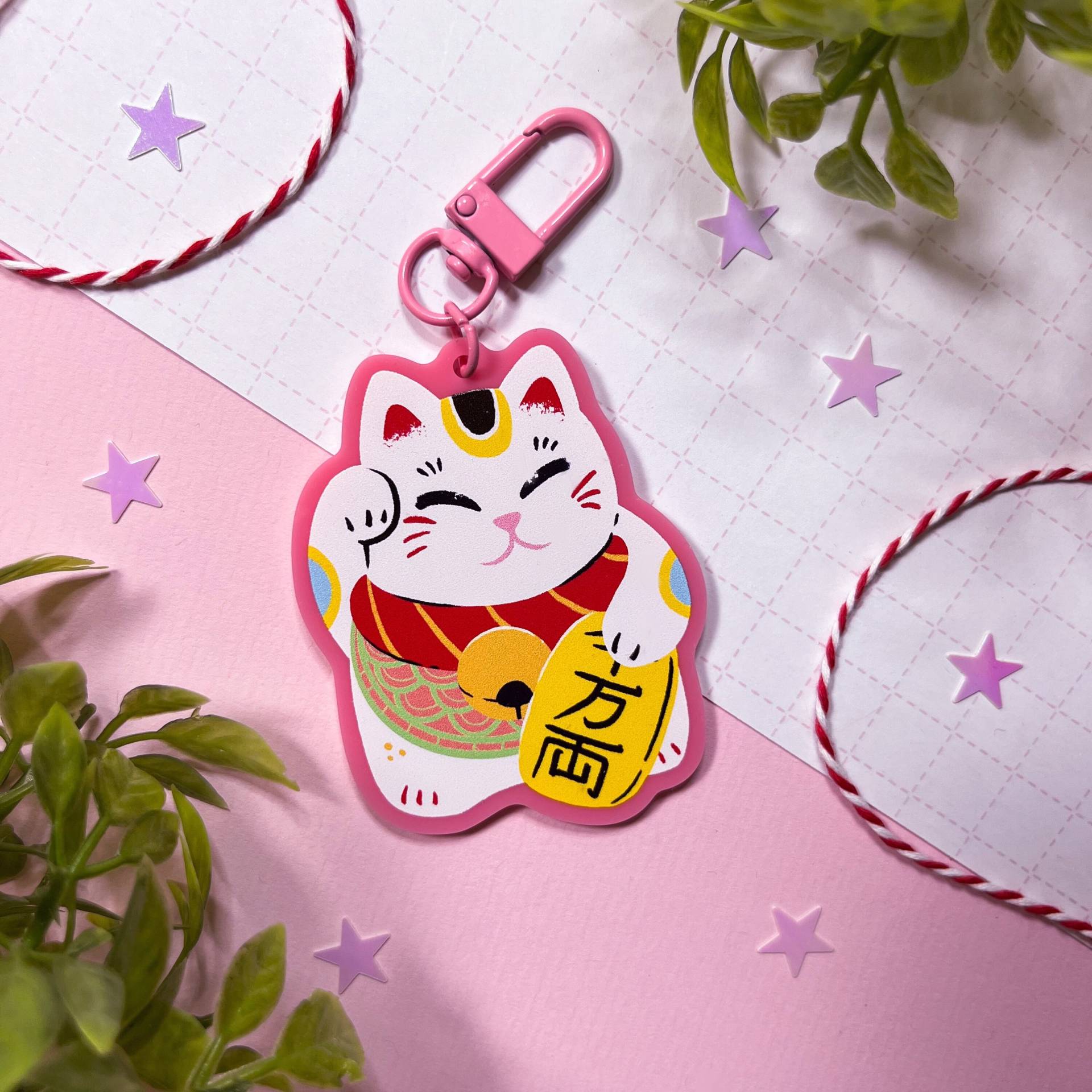 Pink Lucky Cat Acrylic Keychain I Solid Single Sided Printing | Manekineko Geisterkatzeart Geisterkatze Pink Lucky Cat Acrylic Keychain I Solid Single Sided Printing | Manekineko Geisterkatzeart Geisterkatze von GeisterkatzeART