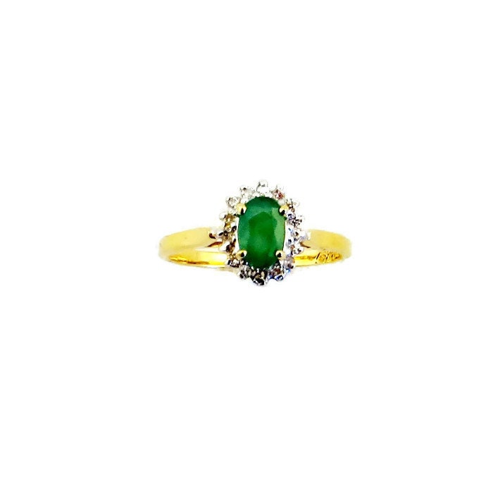 Echte Ovale Form Smaragd Und Diamant Cluster 14K Gold Damenring Echte Ovale Form Smaragd Und Diamant Cluster 14K Gold Damenring von Geligems