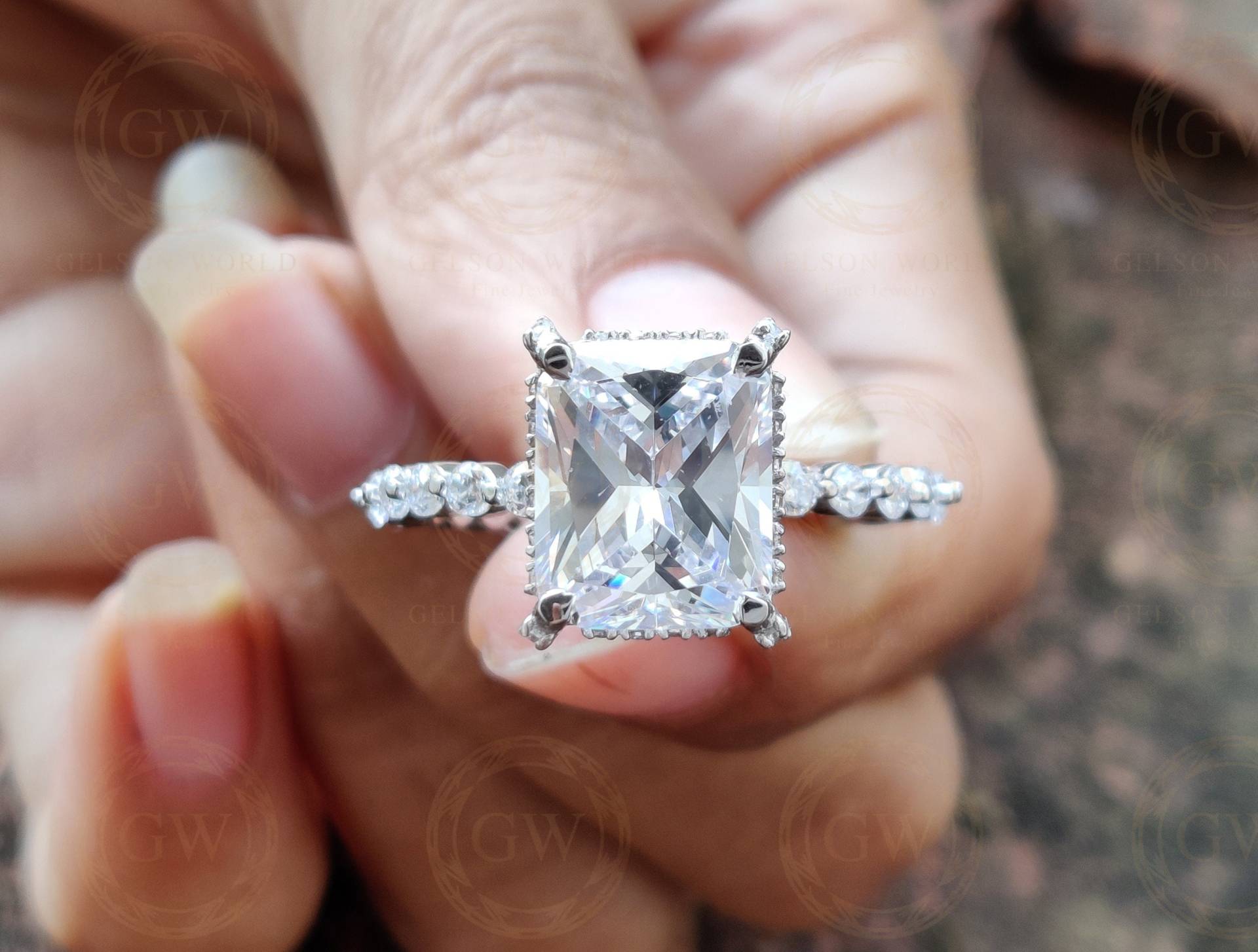7.50 Tcw 11 X 9 Mm Strahlend Geschliffener Halo Verlobungsring, Full Eternity Brautband, Großer Stein Schlagen Ring, 925 Sterling Silber 7.50 Tcw 11 X 9 Mm Strahlend Geschliffener Halo Verlobungsring, Full Eternity Brautband, Großer Stein Schlagen Ring, 925 Sterling Silber von GelsonWorld