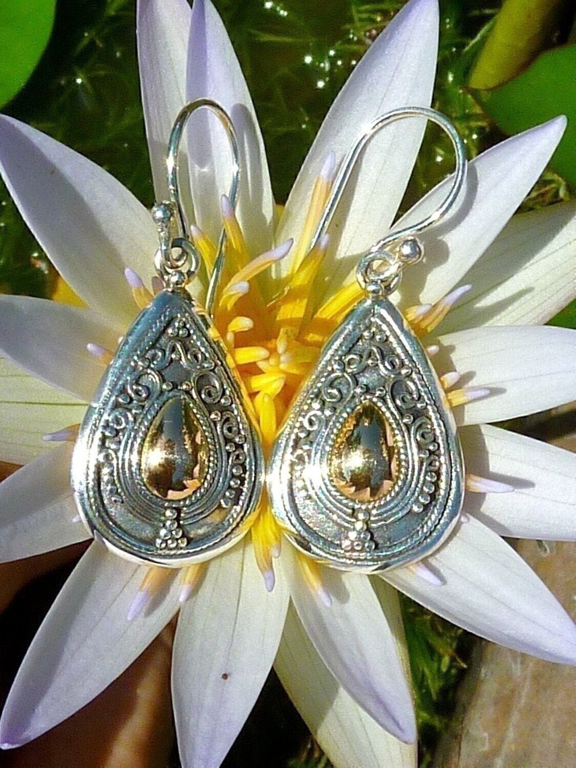 sterling Silber Gold Ohrringe, Zweifarbige Schmuck, Granulation Goldohrringe, Alltagsohrringe von GemAndIJewellery