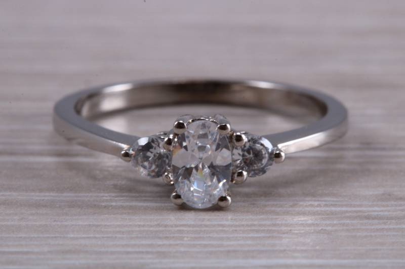 C Z Set Diamant Look Trilogy Ring C Z Set Diamant Look Trilogy Ring von GemArtsCo
