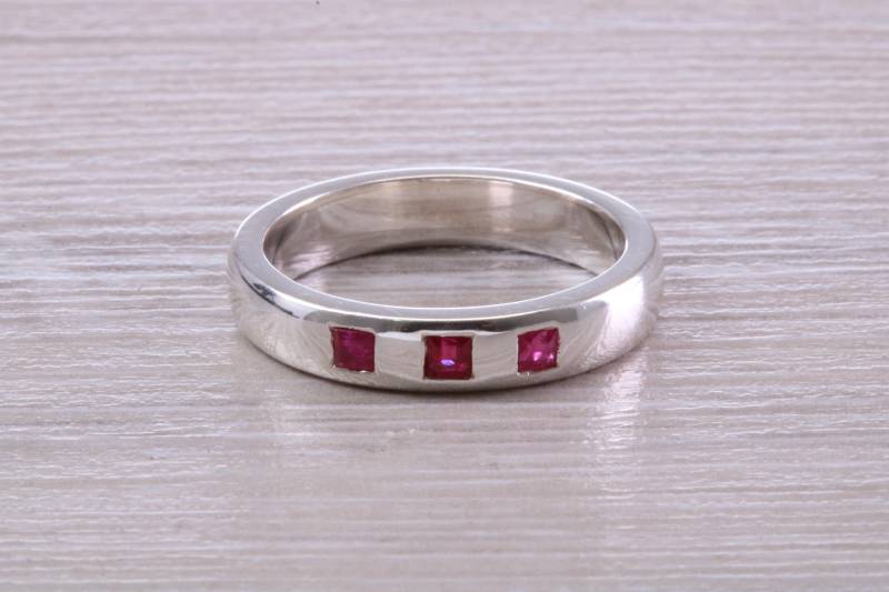 Drei Natürliche Rubin Set Silber Band Drei Natürliche Rubin Set Silber Band von GemArtsCo