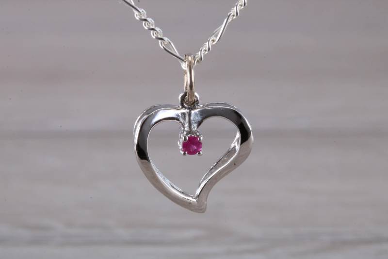 Love Heart Rubin Set Halskette Love Heart Rubin Set Halskette von GemArtsCo