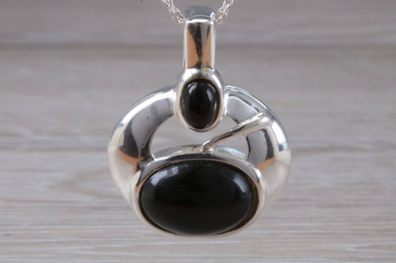 Schwarzes Jade Set Silberkette Schwarzes Jade Set Silberkette von GemArtsCo