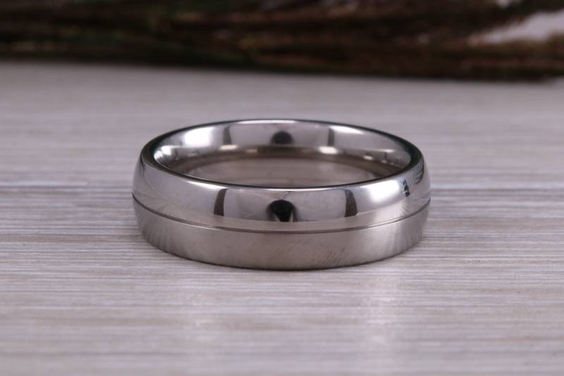 Titan Gemusterte Finish Band, Geringes Gewicht Und Sehr Langlebig, Wahl Der Breiten, Perfekt Als Ehering Oder Mode-Ring von GemArtsCo