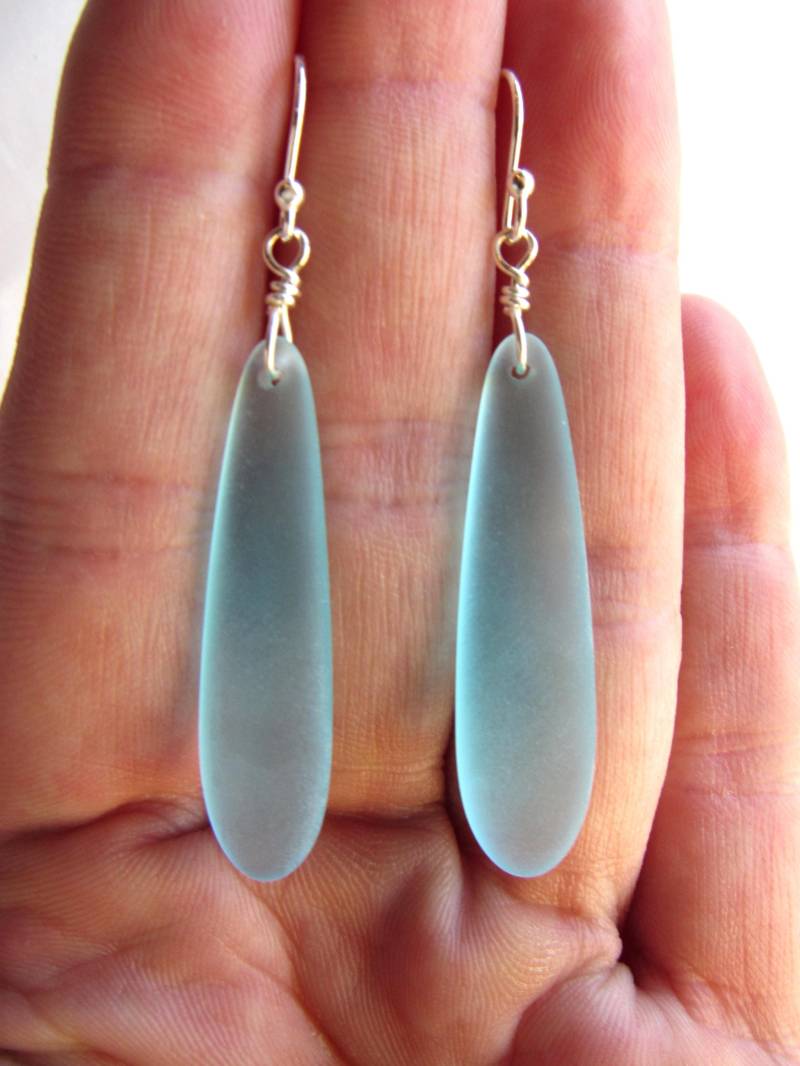 Seeglas-Ohrringe Handgemachte Sterling Silber Ohrhaken 2 1/4 "Dangle Frosted Glass Jewelry Seeglas-Ohrringe Handgemachte Sterling Silber Ohrhaken 2 1/4 "Dangle Frosted Glass Jewelry von GemBeadSales